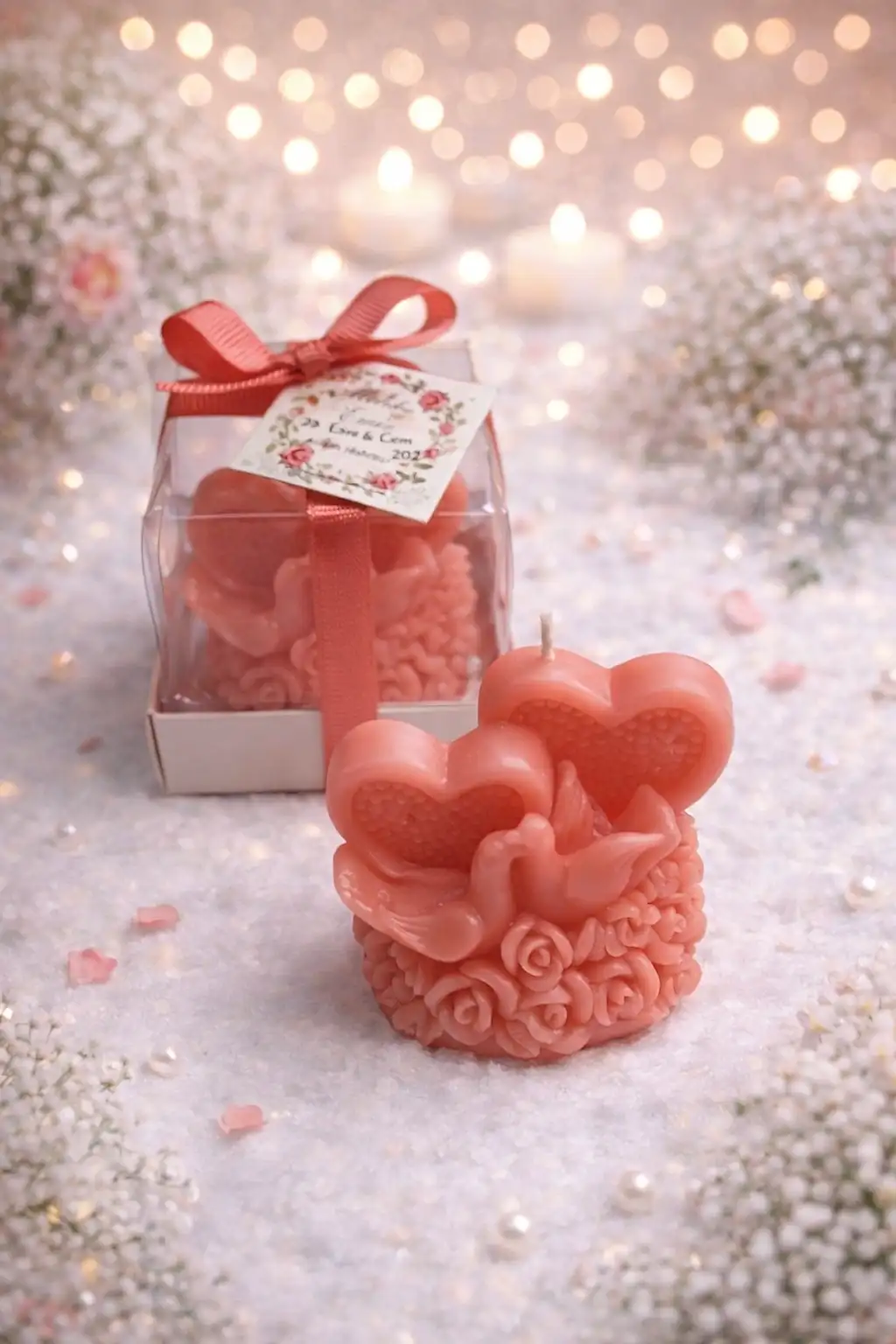 Sevgi Mum Güvercinleri