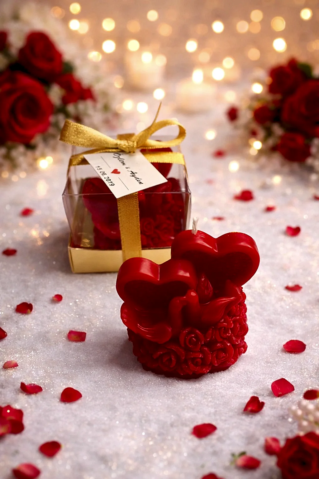 Sevgi Mum Güvercinleri