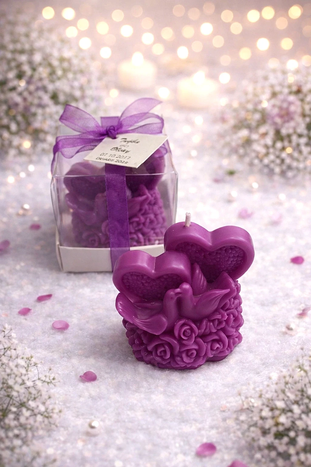 Sevgi Mum Güvercinleri