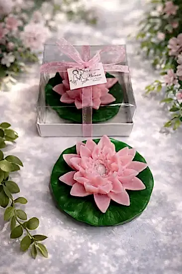 Nilüfer Çiçekli Mum | Nikah Şekeri Mum Hediyeliği